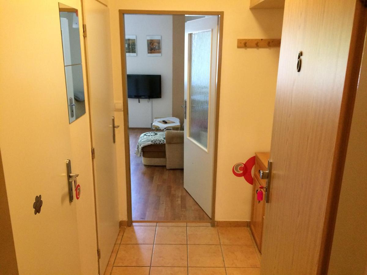Apartman Orbit Karlov  Exterior foto
