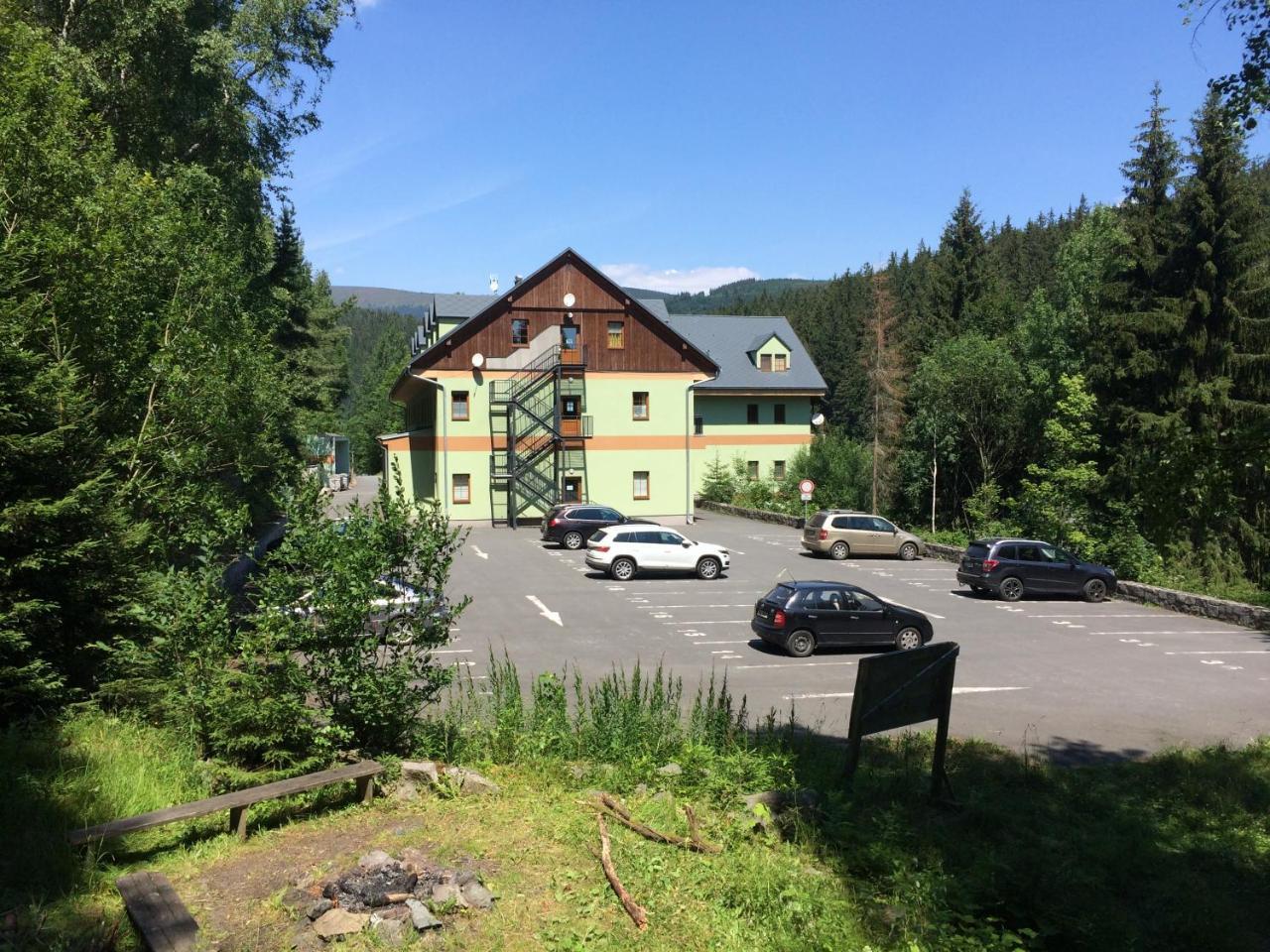 Apartman Orbit Karlov  Exterior foto